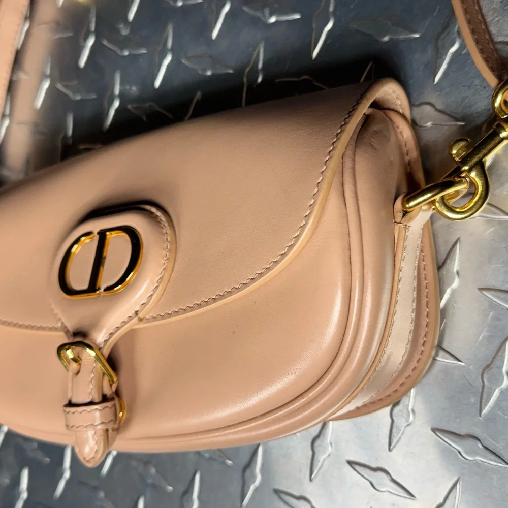 Dior Leather Bobby East West Flap Bag in Rose Peach - Picture 4 of 10